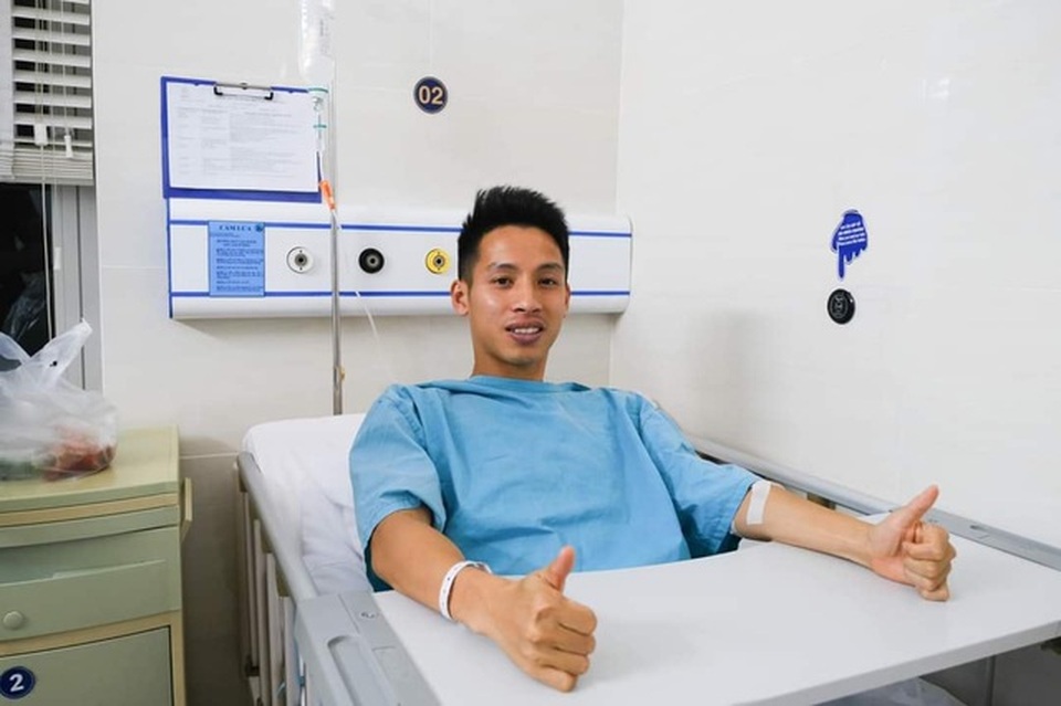 Người hâm mộ nổi giận đùng đùng, đòi treo giò Hoàng Thịnh vĩnh viễn - 3 Người hâm mộ nổi giận đùng đùng, đòi treo giò Hoàng Thịnh vĩnh viễn - 3
