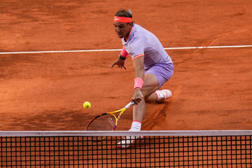 Nadal đánh bại tay vợt 16 tuổi tại vòng một Madrid Open - 2 Nadal đánh bại tay vợt 16 tuổi tại vòng một Madrid Open - 2
