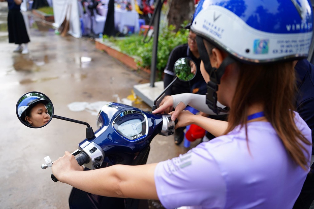Cơ hội trải nghiệm, sở hữu xe máy điện cho người lao động Bình Dương - 7 Cơ hội trải nghiệm, sở hữu xe máy điện cho người lao động Bình Dương - 7