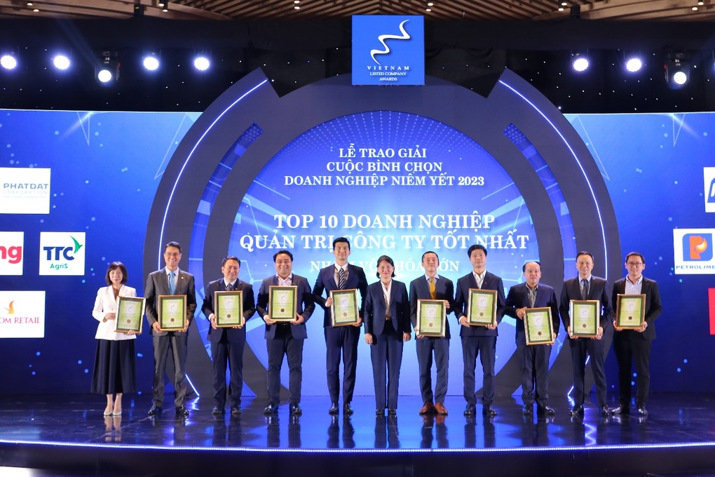 Ông lớn ngành kim hoàn vào Top 10 doanh nghiệp niêm yết quản trị công ty tốt nhất - 2