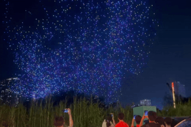 TPHCM ngừng biểu diễn 10.500 drone đêm 1/5