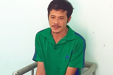 Chém dượng nguy kịch vì cự cãi sau cuộc nhậu