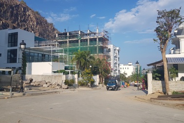 “Cắt ngọn” hàng loạt biệt thự tại dự án Ocean View Nha Trang