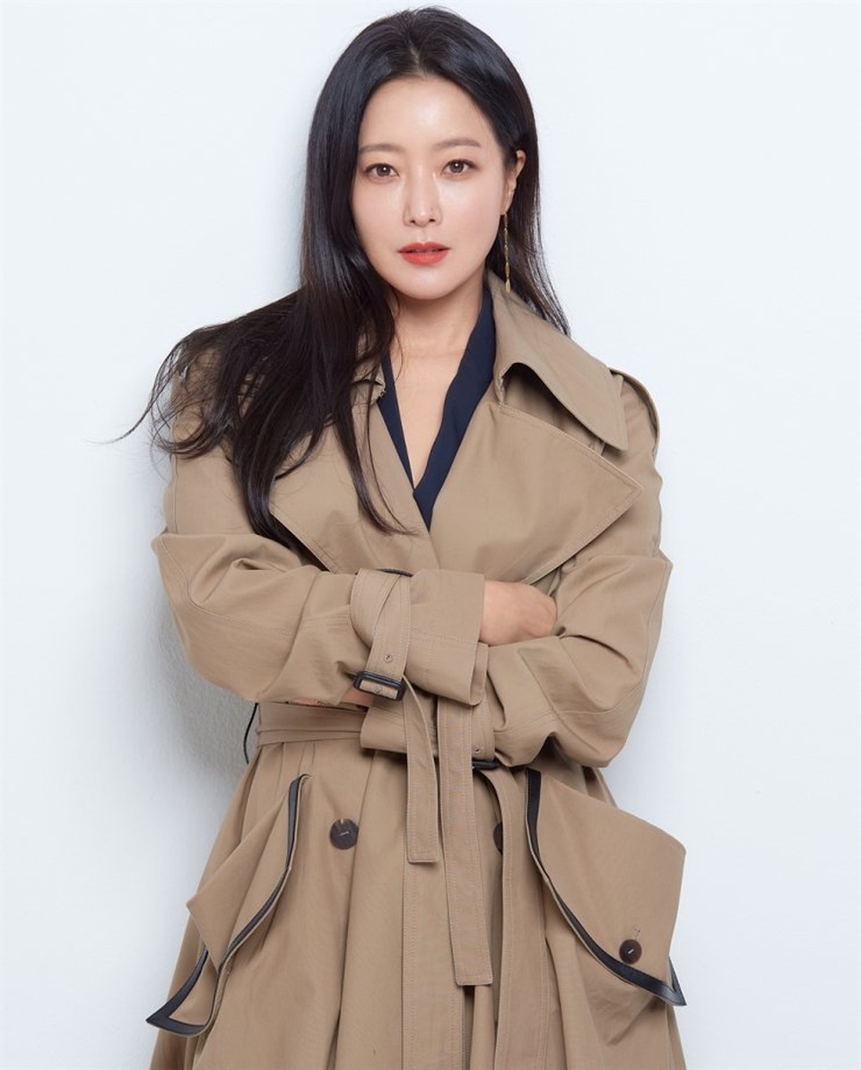 Kim Hee Sun - Mỹ nhân nhận mình đẹp hơn Song Hye Kyo, Kim Tae Hee - 26 Kim Hee Sun - Mỹ nhân nhận mình đẹp hơn Song Hye Kyo, Kim Tae Hee - 26