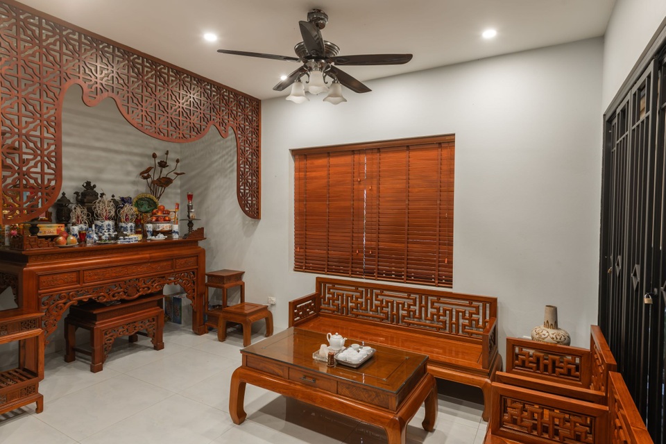 Ngôi nhà nổi bật bởi kiến trúc “lai” Đông - Tây trên phố Hà Nội - 3 Ngôi nhà nổi bật bởi kiến trúc “lai” Đông - Tây trên phố Hà Nội - 3
