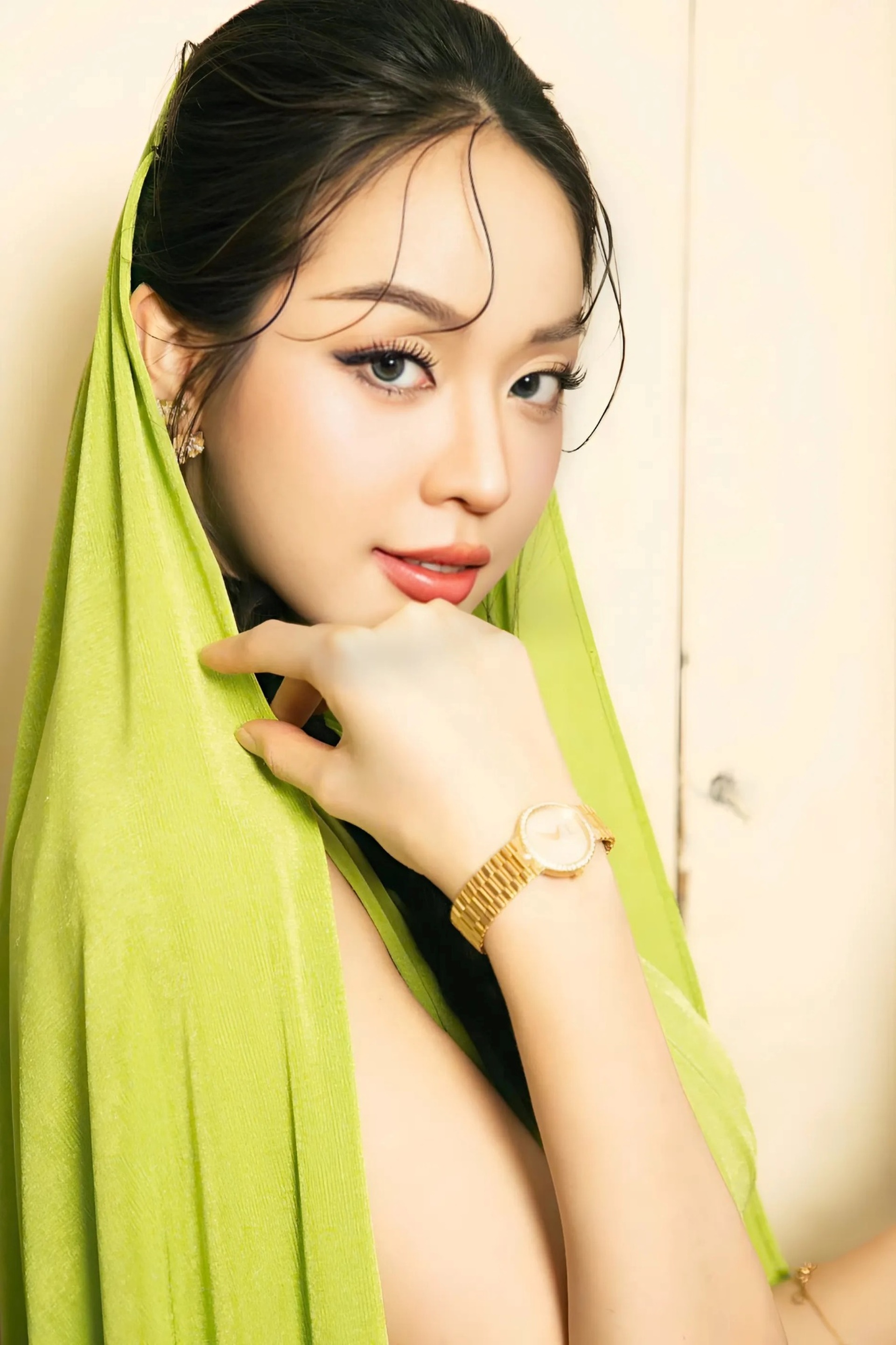 Hoa hậu Thanh Thủy lộng lẫy trên thảm đỏ, giản dị ở đời thường - 11