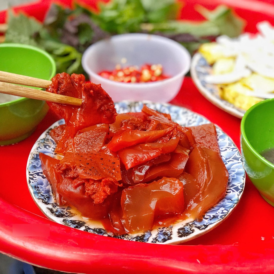 Độc lạ món sứa hạ hỏa, được ví là sashimi phiên bản Việt - 3 Độc lạ món sứa hạ hỏa, được ví là sashimi phiên bản Việt - 3