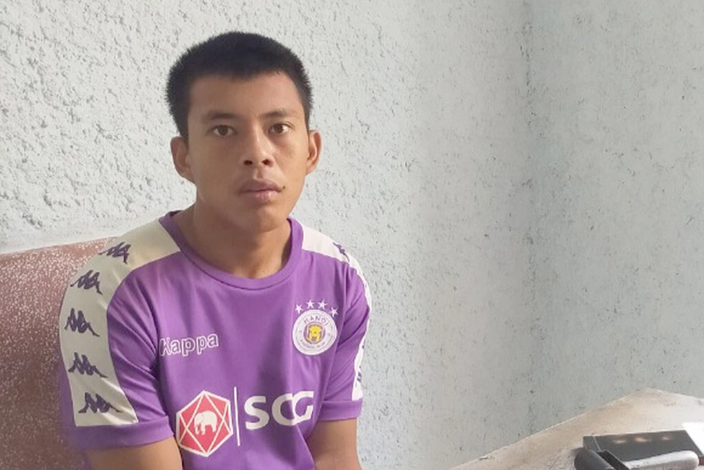 Vừa ra khỏi cổng trại giam, người phụ nữ ghé nhà dân trộm tài sản - 2 Vừa ra khỏi cổng trại giam, người phụ nữ ghé nhà dân trộm tài sản - 2