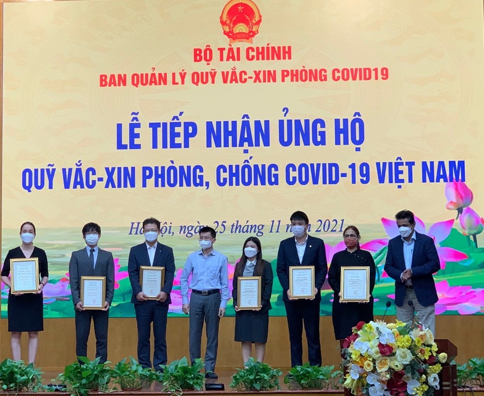 Tập đoàn G.A. Consultants Nhật Bản ủng hộ Quỹ Vaccine 100.000 USD - 1 Tập đoàn G.A. Consultants Nhật Bản ủng hộ Quỹ Vaccine 100.000 USD - 1