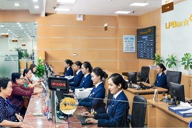 LPBank và sứ mệnh bảo vệ quyền lợi của khách hàng