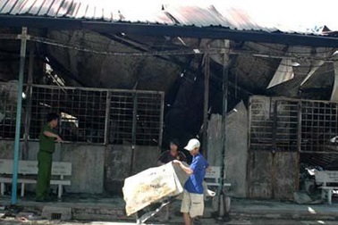 1.200 sổ học bạ bị thiêu rụi trong vụ cháy trường học