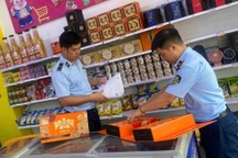 Hà Nội: Phát hiện hơn 1.100 bánh trung thu Trung Quốc nhập lậu