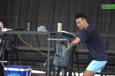Áp dụng công nghệ VAR 12 mắt ở giải pickleball báo Dân trí