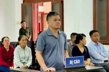 Chủ doanh nghiệp vận tải mua 3 sổ đỏ giả để lừa đảo