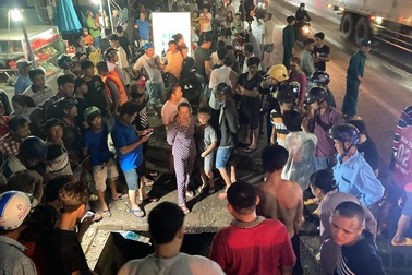 Người phụ nữ rơi xuống cống, bị cuốn mất tích trong cơn mưa lớn