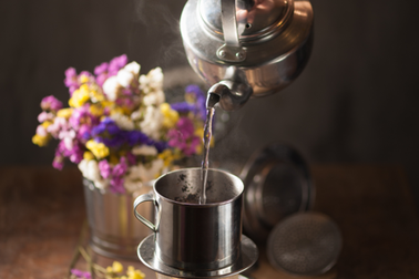 Cà phê phin Việt Nam: Một trong mười cách uống độc đáo thế giới