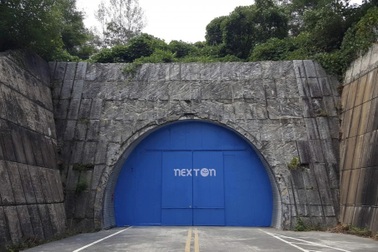 Trang trại thông minh kỳ lạ, rau được nghe nhạc để phát triển nhanh