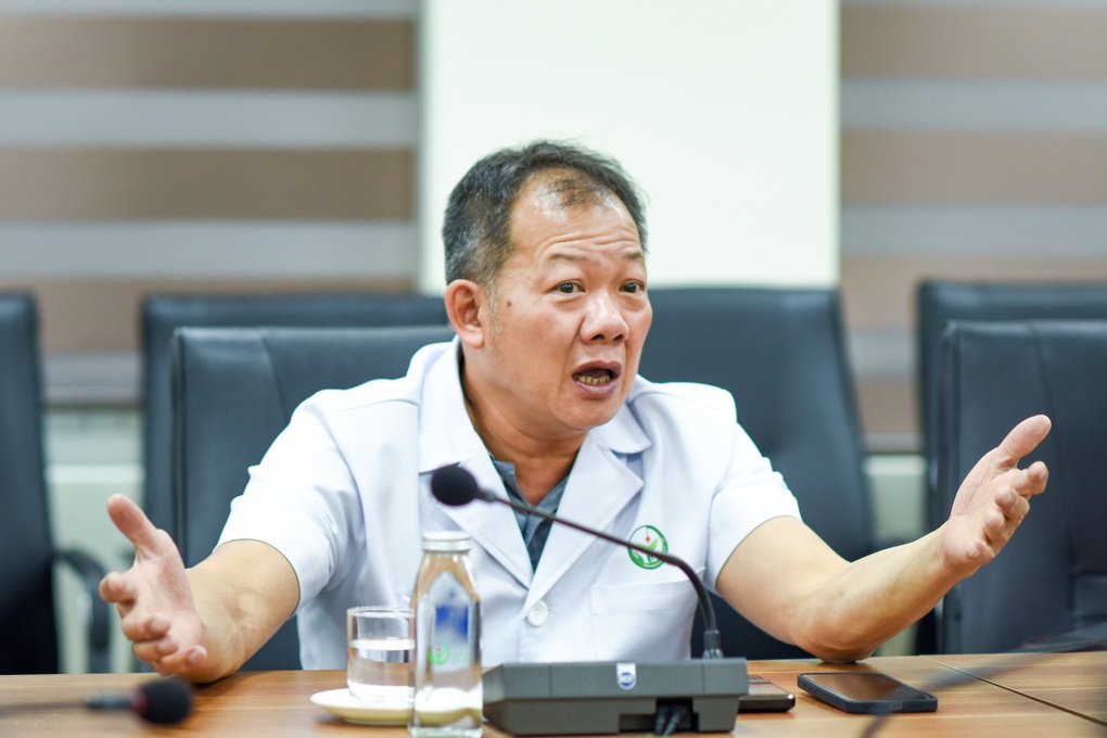 Bệnh viện Việt Đức có thiếu thuốc, vật tư? - 1 Bệnh viện Việt Đức có thiếu thuốc, vật tư? - 1