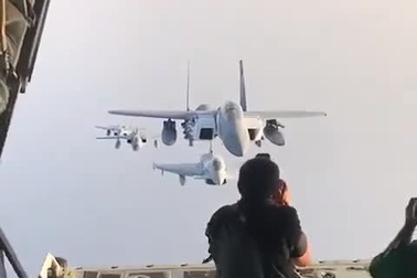 Bí mật đằng sau những bức ảnh máy bay đẹp