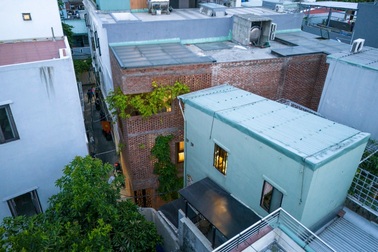 Căn nhà đèn lồng sáng tạo và độc đáo nằm trong hẻm nhỏ tại Đà Nẵng