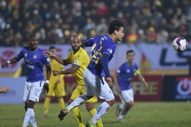 CLB Hà Nội thua đậm CLB Nam Định ở ngày mở màn V-League