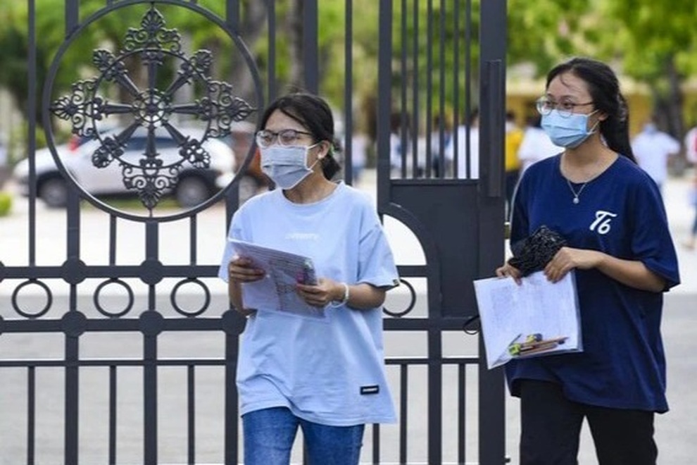 Sự thật về mức điểm chuẩn 30,5 vào ngành sư phạm Ngữ Văn gây xôn xao - 1 Sự thật về mức điểm chuẩn 30,5 vào ngành sư phạm Ngữ Văn gây xôn xao - 1