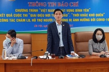 "Việt Nam - Khát vọng bình yên" tôn vinh lực lượng tuyến đầu chống dịch