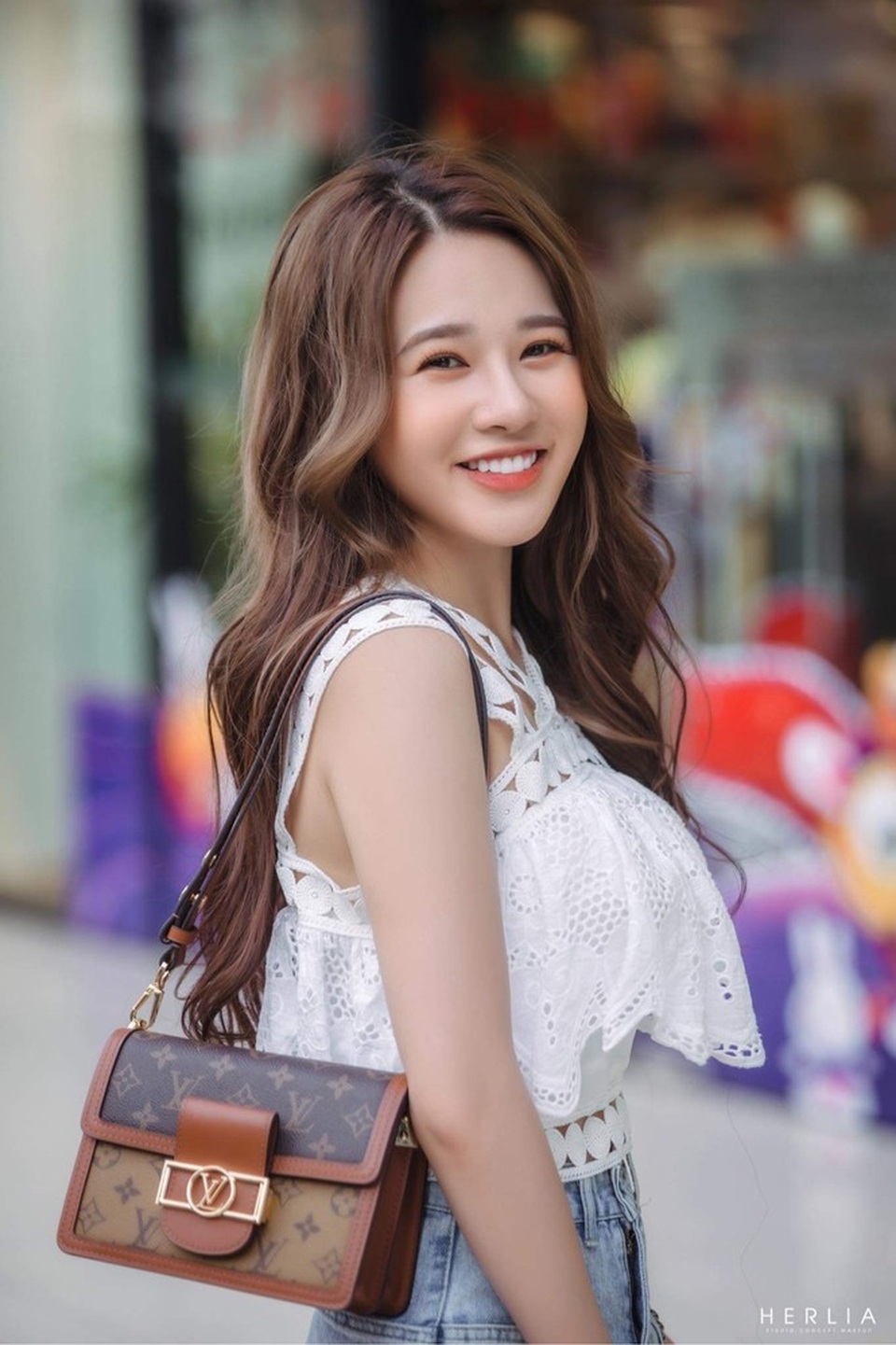 Hot girl Nam Định sở hữu nét đẹp giống diễn viên Sam - 3 Hot girl Nam Định sở hữu nét đẹp giống diễn viên Sam - 3