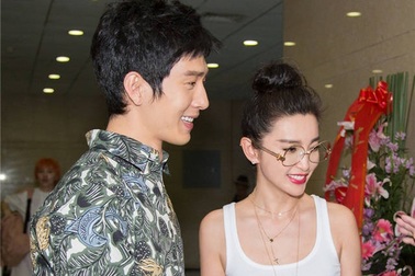 Hò hẹn với đại gia kém 15 tuổi, Lý Băng Băng ngày càng trẻ đẹp