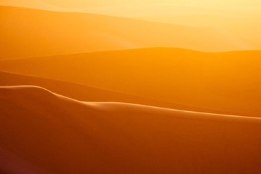 Vẻ đẹp kỳ ảo đến khó tin của sa mạc “già” nhất thế giới