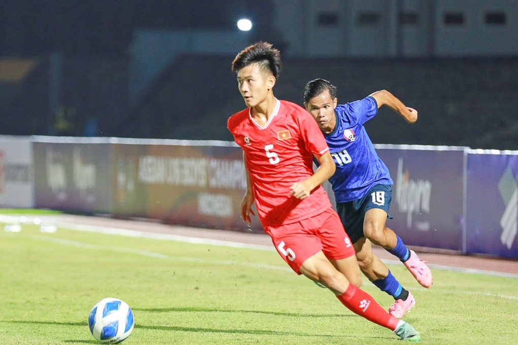 U16 Việt Nam bị U16 Campuchia cầm hòa tại giải Đông Nam Á - 1 U16 Việt Nam bị U16 Campuchia cầm hòa tại giải Đông Nam Á - 1