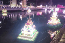 Lung linh đèn nước mùa lễ hội Oóc Om Bóc của đồng bào Khmer