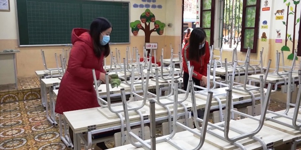 Nhiều trường áp dụng biện pháp mạnh phòng dịch đón học sinh - 26 Nhiều trường áp dụng biện pháp mạnh phòng dịch đón học sinh - 26