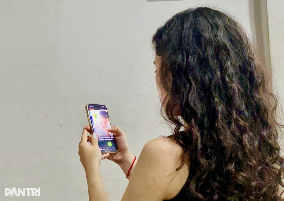 Yêu trong một cú vuốt, sinh viên dấn thân vào những cuộc tình “mì ăn liền” - 3