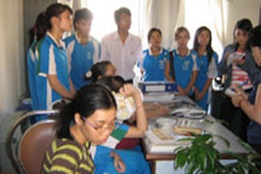 "Cô giáo dùng dao “dạy” học trò chỉ là hành động quá trớn"