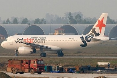 Jetstar tạm ngừng đường bay TP HCM - Huế