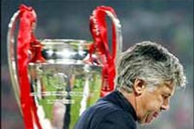 "Đã có lúc, Milan chơi như kẻ mất hồn!" 