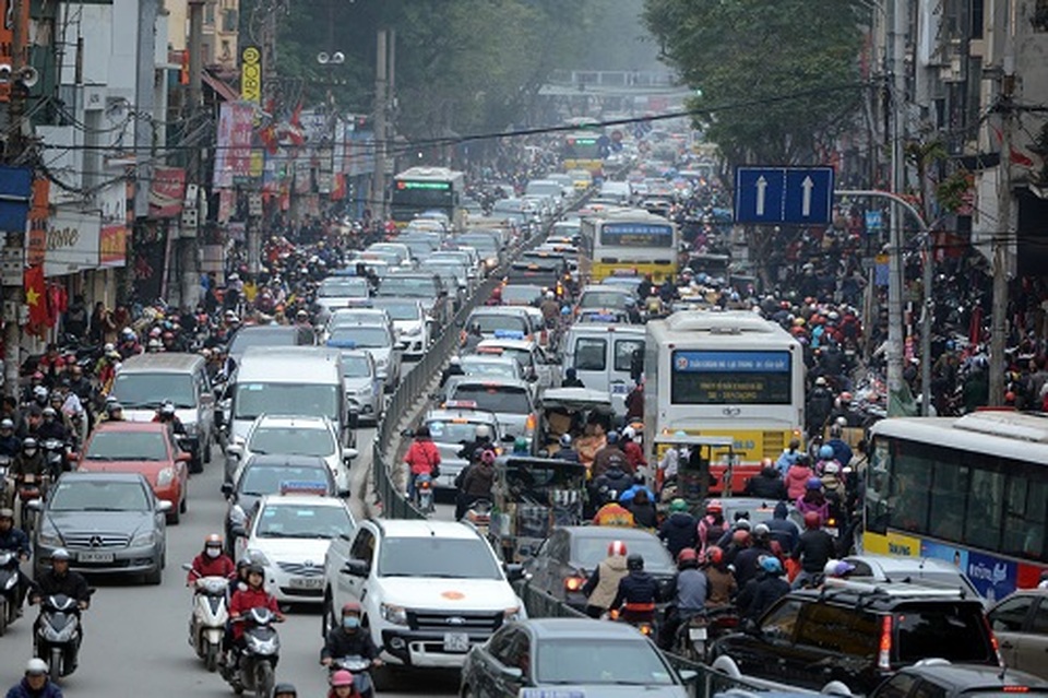 GDP đầu người sắp vượt 3.000 USD, dân Việt sẽ tăng mạnh sở hữu ô tô - 1 GDP đầu người sắp vượt 3.000 USD, dân Việt sẽ tăng mạnh sở hữu ô tô - 1