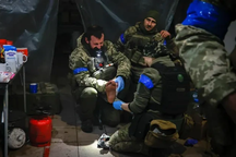 Nga tuyên bố kiểm soát hoàn toàn Soledar, bao vây lực lượng Ukraine