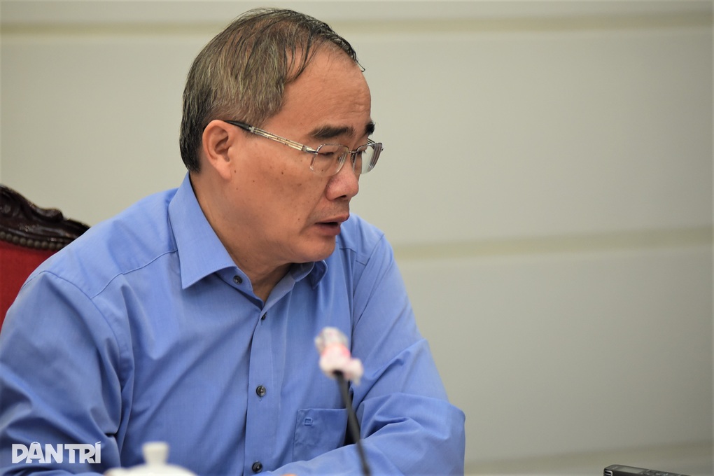 Chủ tịch TPHCM: Tôi không chỉ đạo ai vì thành tích mà nói không đúng vấn đề - 2 Chủ tịch TPHCM: Tôi không chỉ đạo ai vì thành tích mà nói không đúng vấn đề - 2
