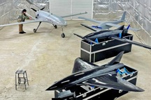 Tổng thống Zelensky tuyên bố Ukraine tự chủ 60% vũ khí