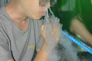  Hút shisha: Nguy hiểm khó lường! 