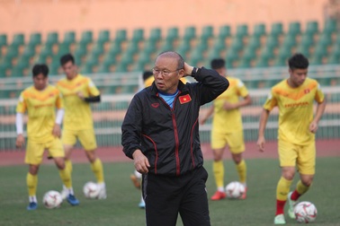 HLV Park Hang Seo có mạo hiểm với hàng thủ U23 Việt Nam?