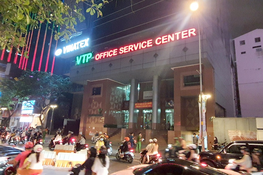 Công an TPHCM thông tin về vụ cháy ở tòa nhà Vạn Thịnh Phát - 2 Công an TPHCM thông tin về vụ cháy ở tòa nhà Vạn Thịnh Phát - 2