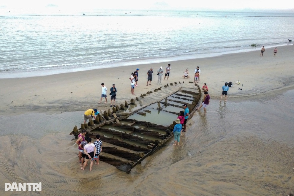 Hoi An denizinde ortaya çıkan asırlık gemi enkazı hakkında uluslararası medya ne diyor? - 2 Truyền thông quốc tế nói gì về xác tàu cổ hàng thế kỷ nổi lên ở biển Hội An - 2
