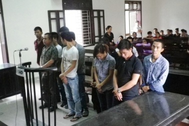 Gần 34 năm tù cho nhóm đánh bạc quy mô lớn