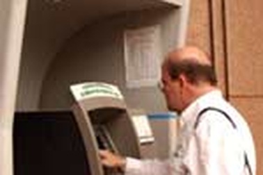 Thanh toán cước di động bằng thẻ ATM