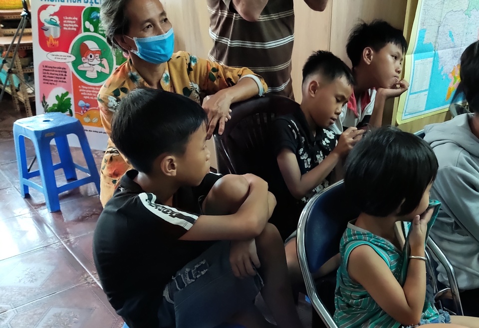 Đi tìm cuộc đời mới cho những đứa trẻ không có giấy khai sinh - 2