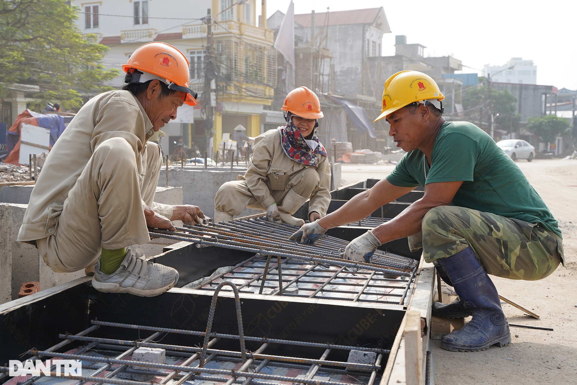 Công trường xây dựng đường vành đai 2 hơn 1.300 tỷ đồng ở Hải Phòng - 4 Công trường xây dựng đường vành đai 2 hơn 1.300 tỷ đồng ở Hải Phòng - 4