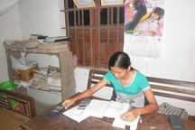 Nỗi lo của cô học trò nghèo đỗ điểm cao 2 trường ĐH